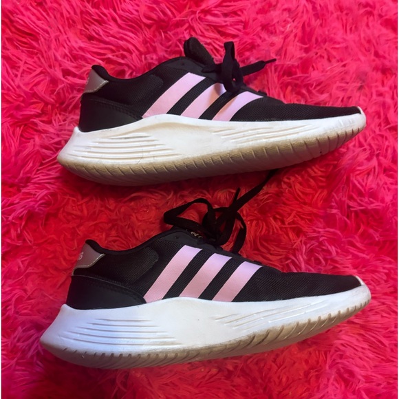 adidas Shoes - Black and Pink Women’s Adidas Tennis Shoes size 6